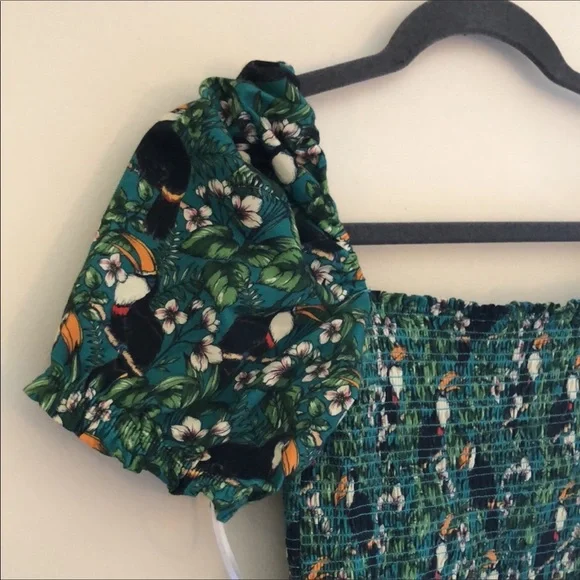 Anthro DOLAN Smocked Puff-Sleeved Toucan Top S - Picture 5 of 12